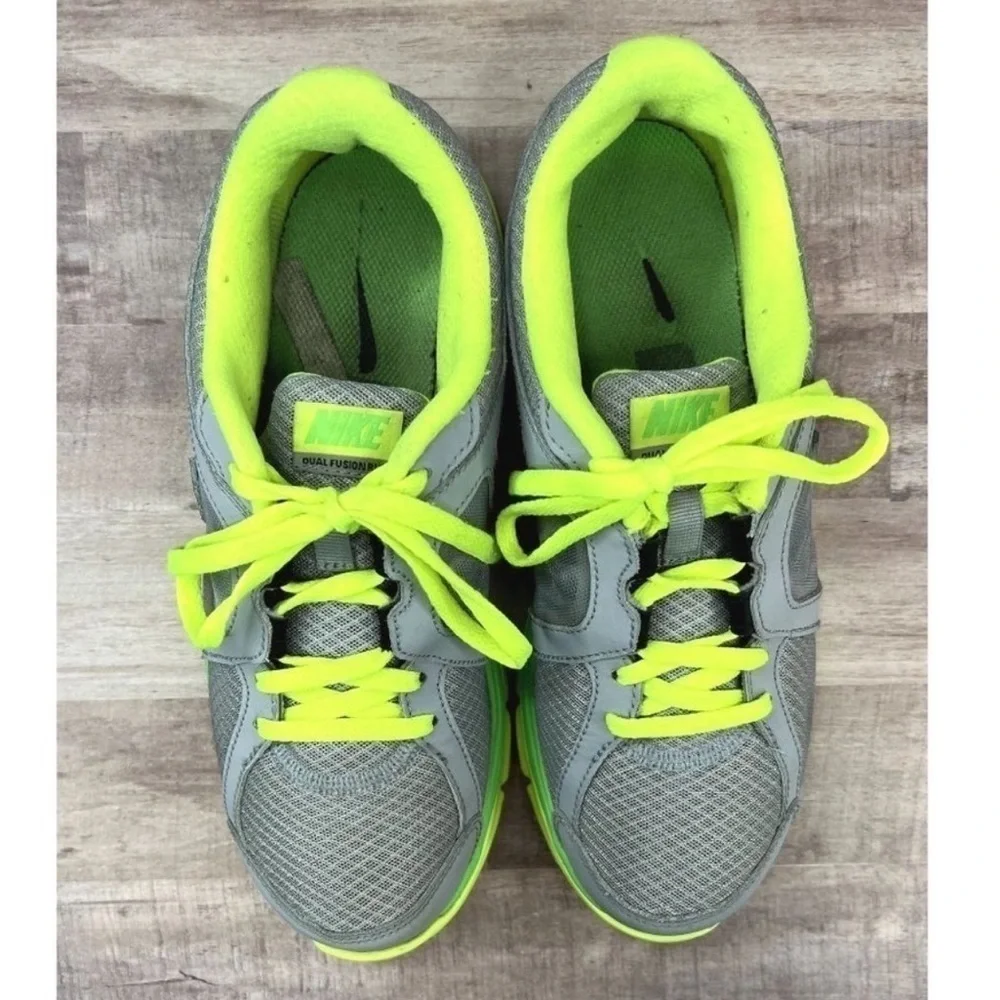 Nike Dual Fusion Run 525760-009 Gray Neon Running Shoes Sneakers Size 6Y